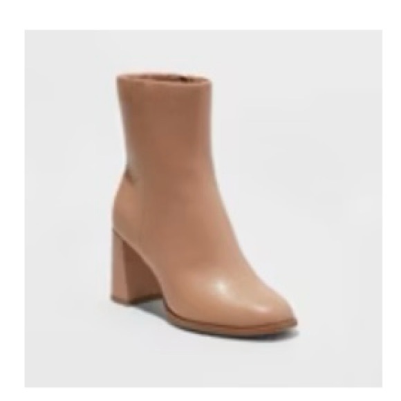 👢 Women's Janelle Dress Boots in Tan 👢 - Picture 1 of 4
